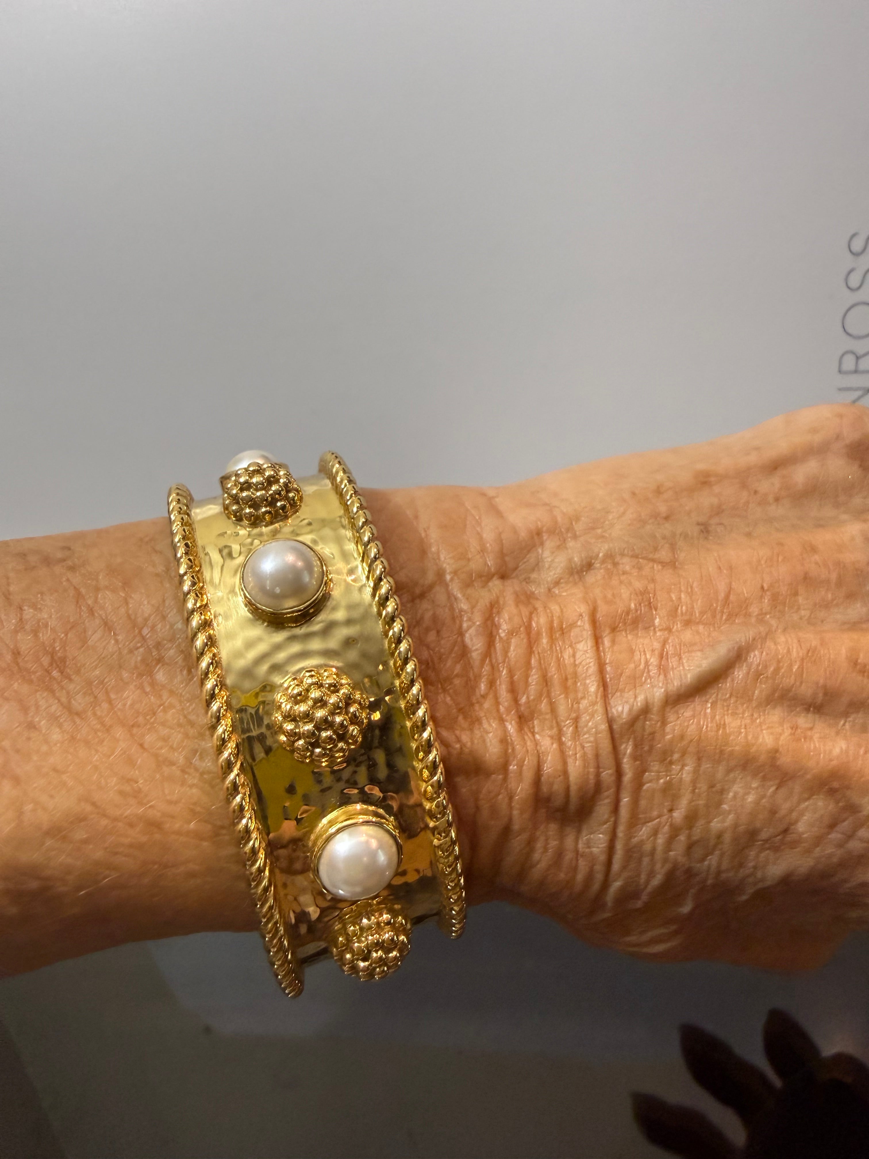 Berry and Pearl bracelet