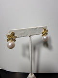 flower leafs and pearl studs